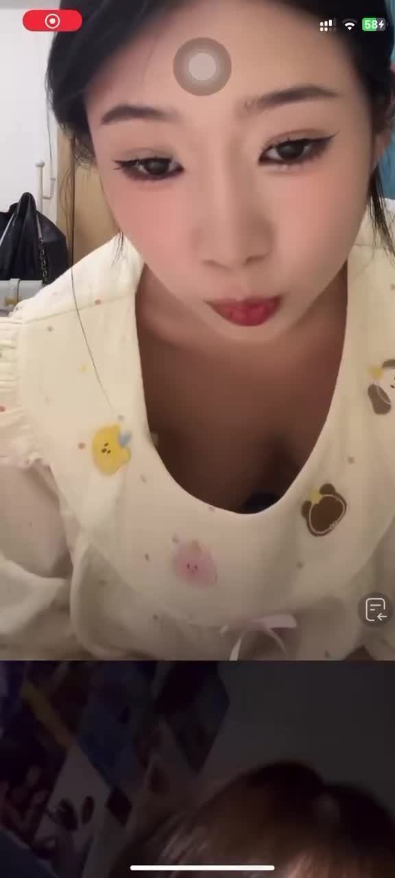 五月精选抖音快手走光视频 (11).MP4