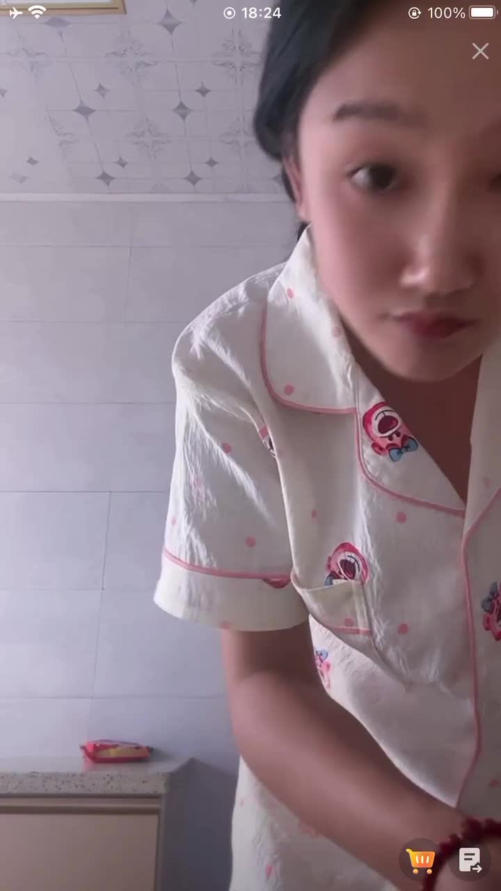 五月精选走光视频 (44).MP4